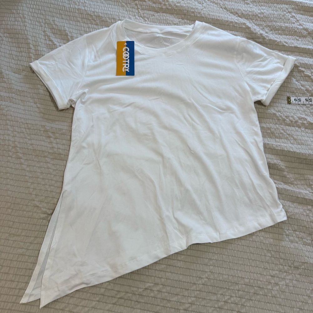 NWT Cootry Short Sleeve Butter Soft White Athletic Tee small